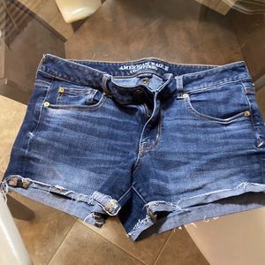 American Eagle size 12 shorts